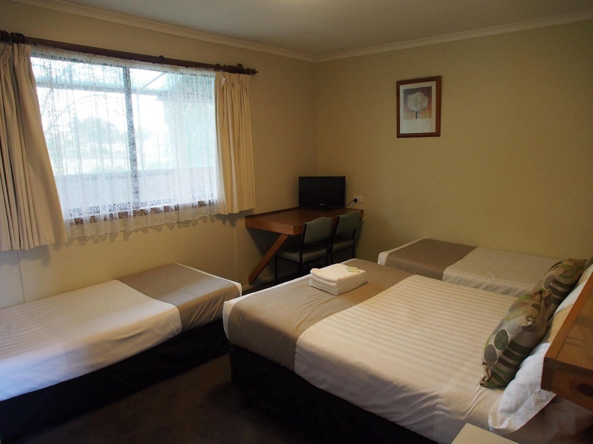 Majestic Motel Horsham Exteriér fotografie